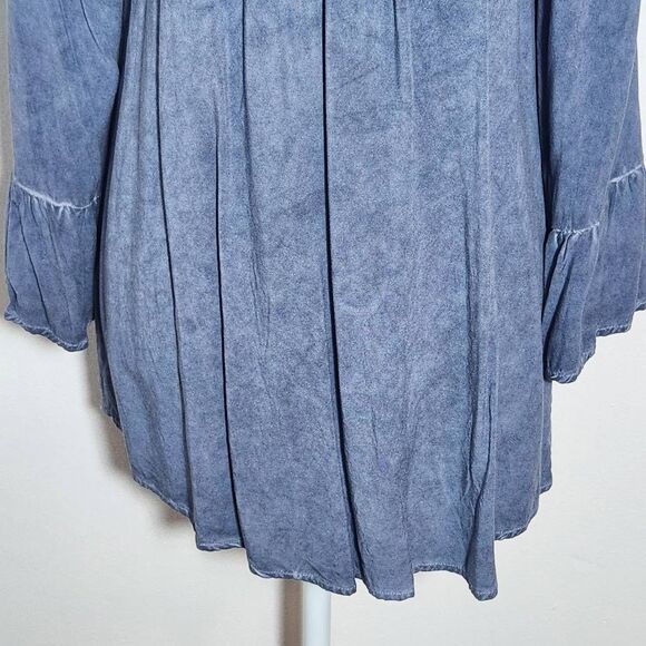 Spense Blue Dyed Peasant Blouse with Smocked Detail and 3/4 Sleeves Size Small - Picture 3 of 9